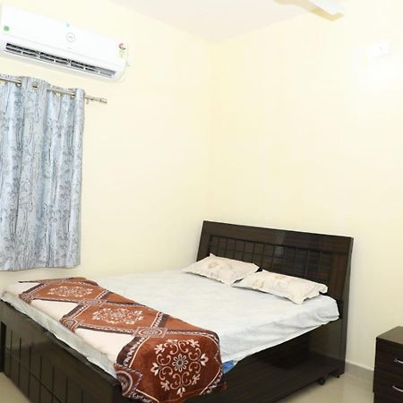Aradhya Prime Home Stay Garudeshwar エクステリア 写真
